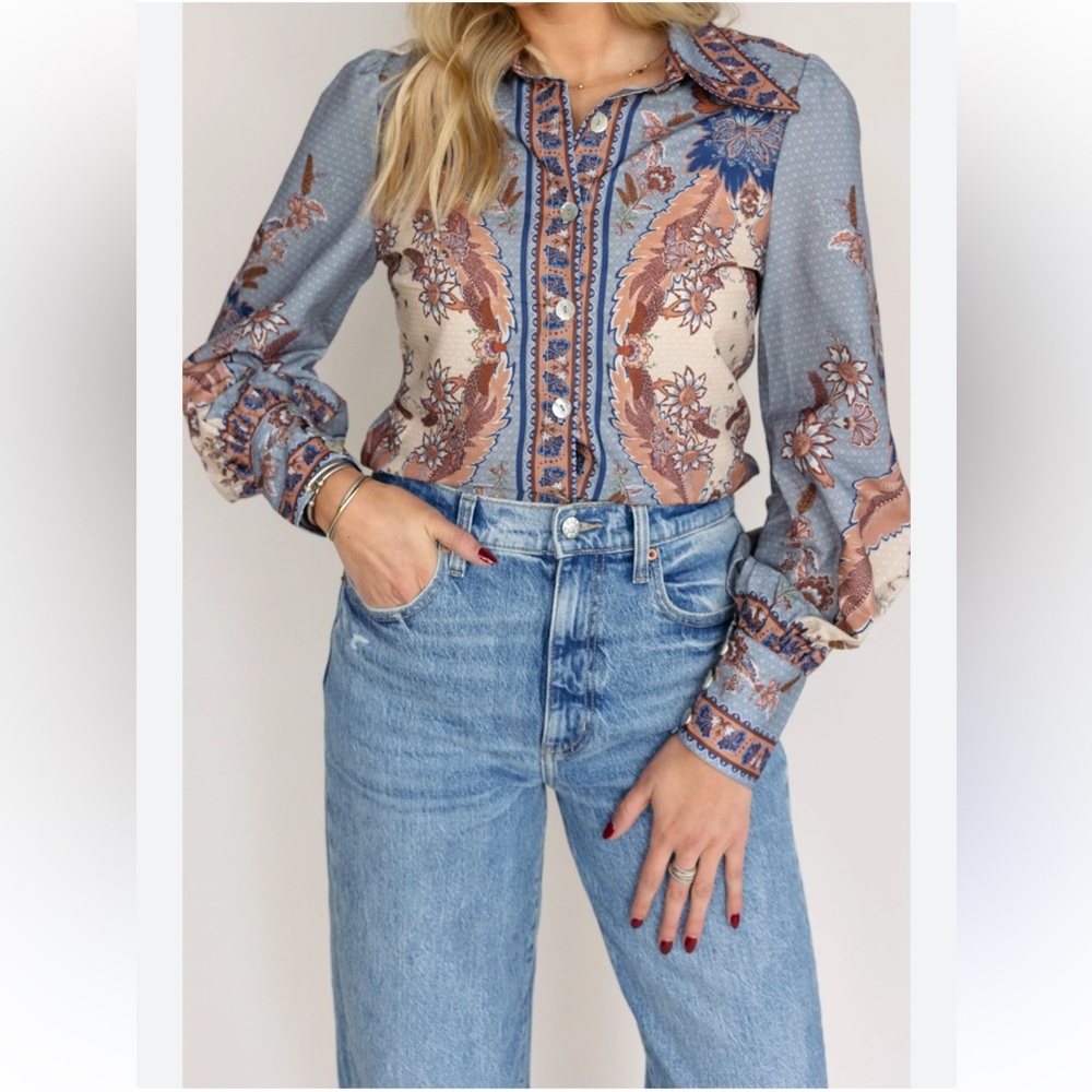 Floral Paisley Button-Front Blouse in Blue and Cream